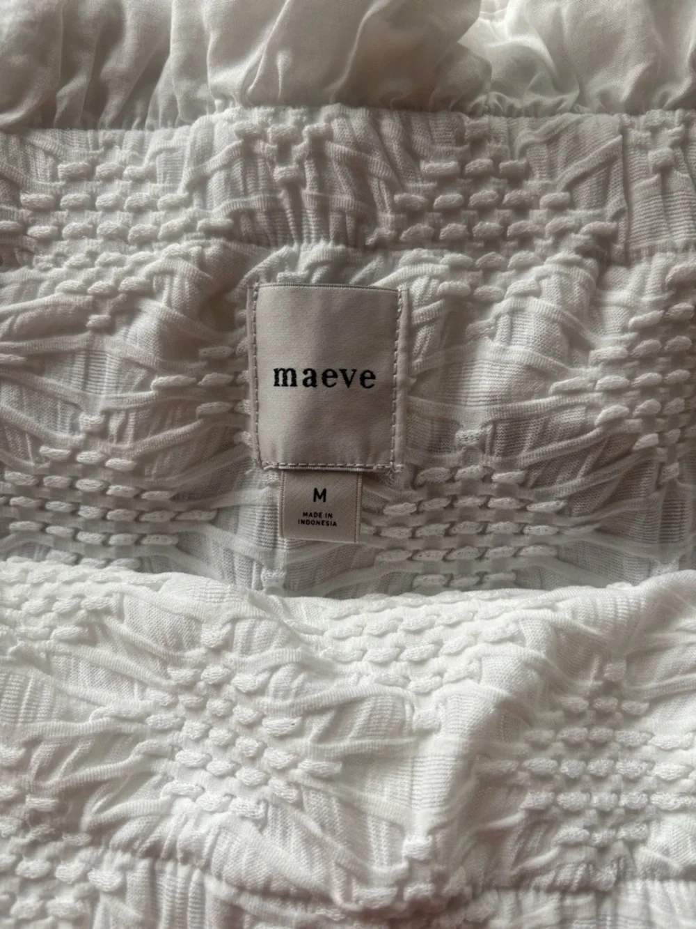 Maeve Anthropologie Off Shoulder Textured Blouse | White Ruffle Top Size M - Picture 3 of 5